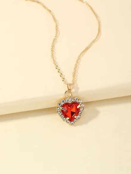 Rhinestone Heart Pendant Necklace